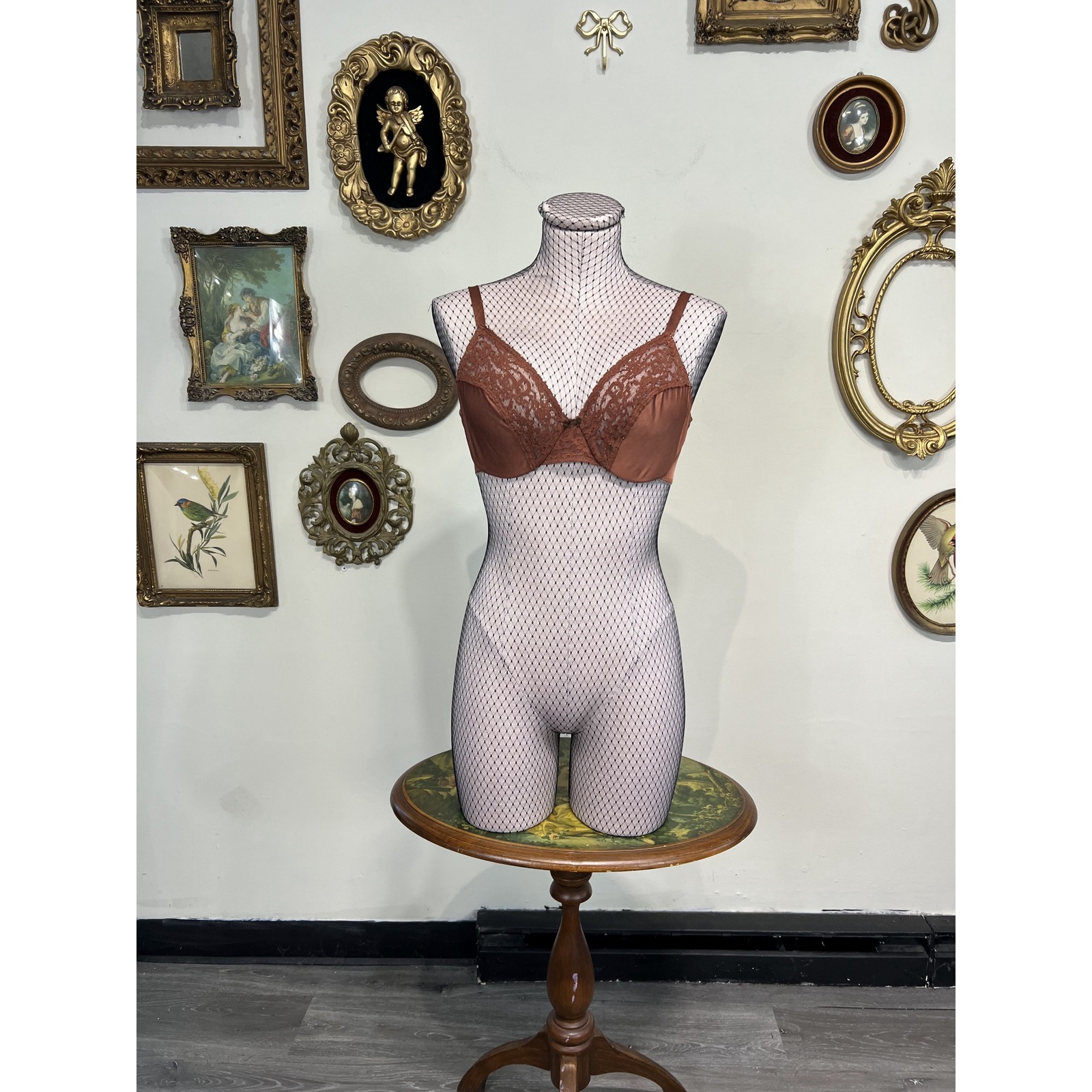 Christian Dior Vintage Chestnut Brown Lace Trim Bra 36c